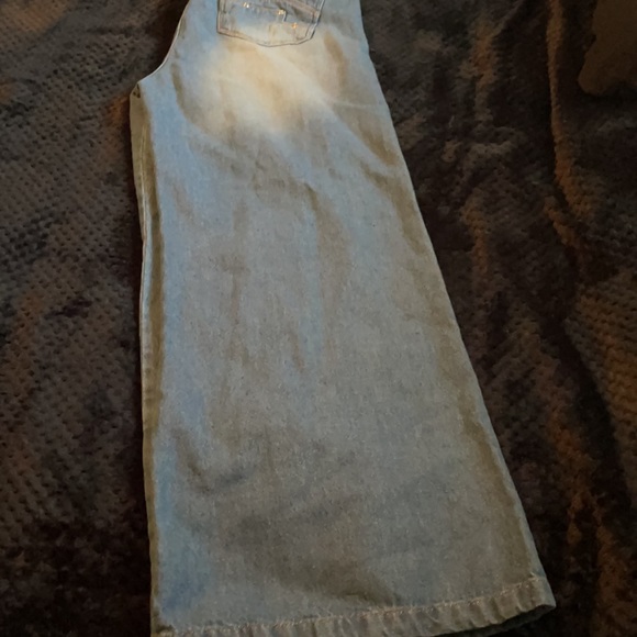 Is baby blue jeans, size 12 in Colombia USA: size 7 they are top79 teens jeans - Picture 4 of 5